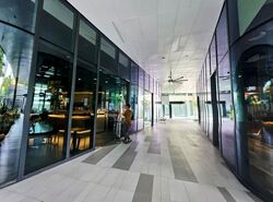 Alexandra Technopark (D5), Retail #598114431
